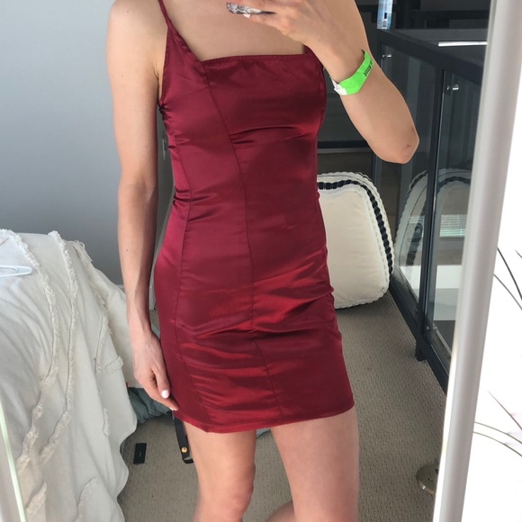 Red bodycon - Picture 2 of 3